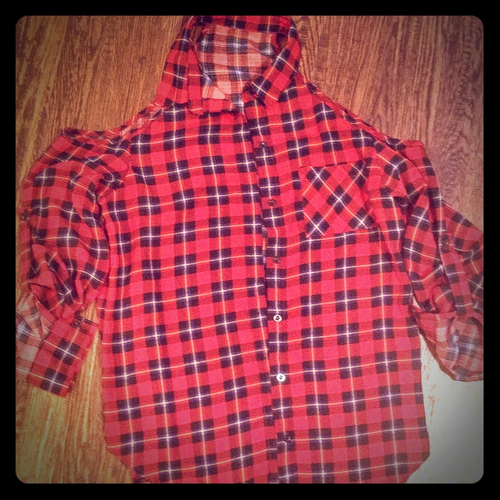 Cold Shoulder Plaid Shirt, size M